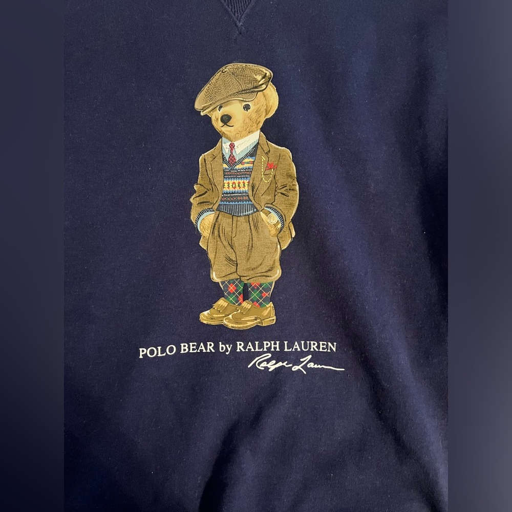 EEUC Men’s  RALPH Lauren classic bear on navy sweatshirt!